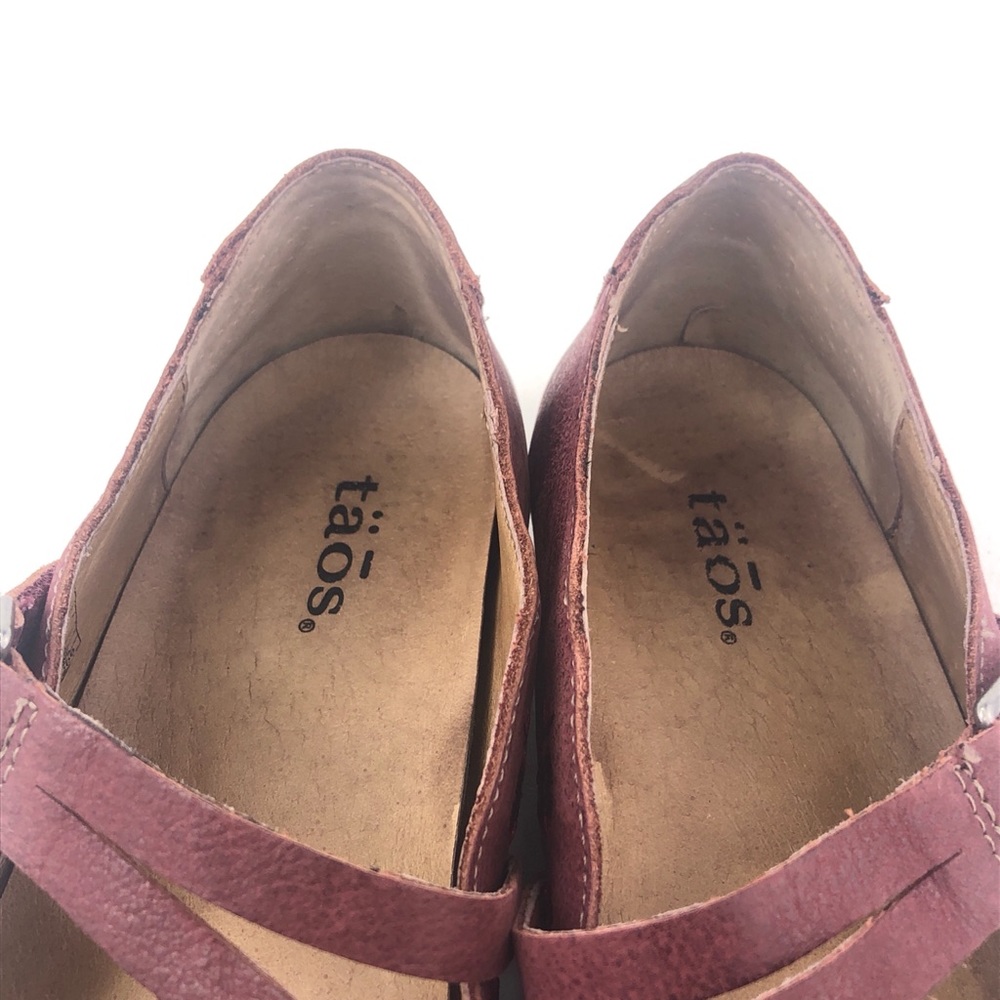 Taos Wish Embroidered Red Leather Mary Janes 6.5 - Picture 9 of 11